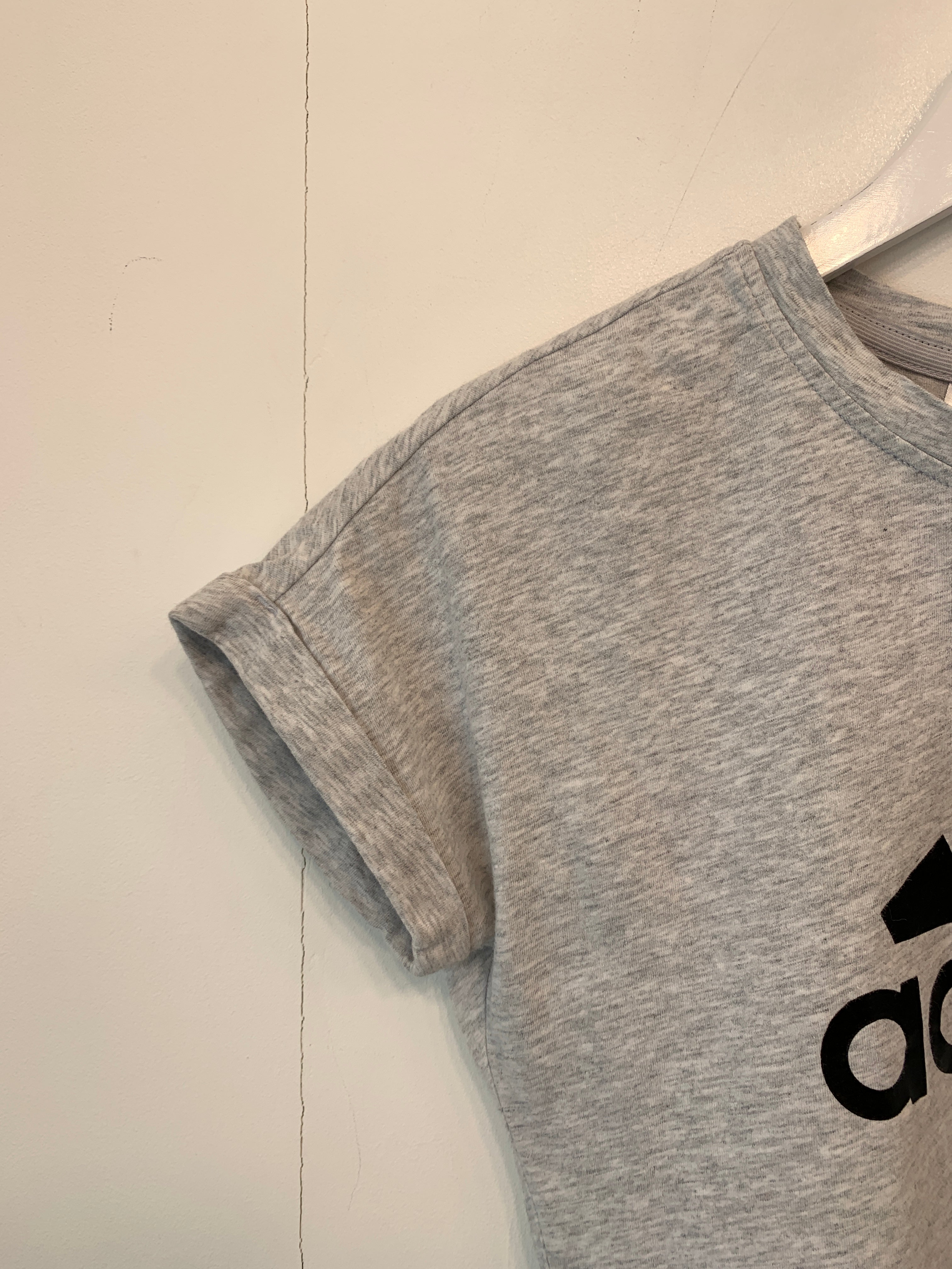 Adidas T-Shirt